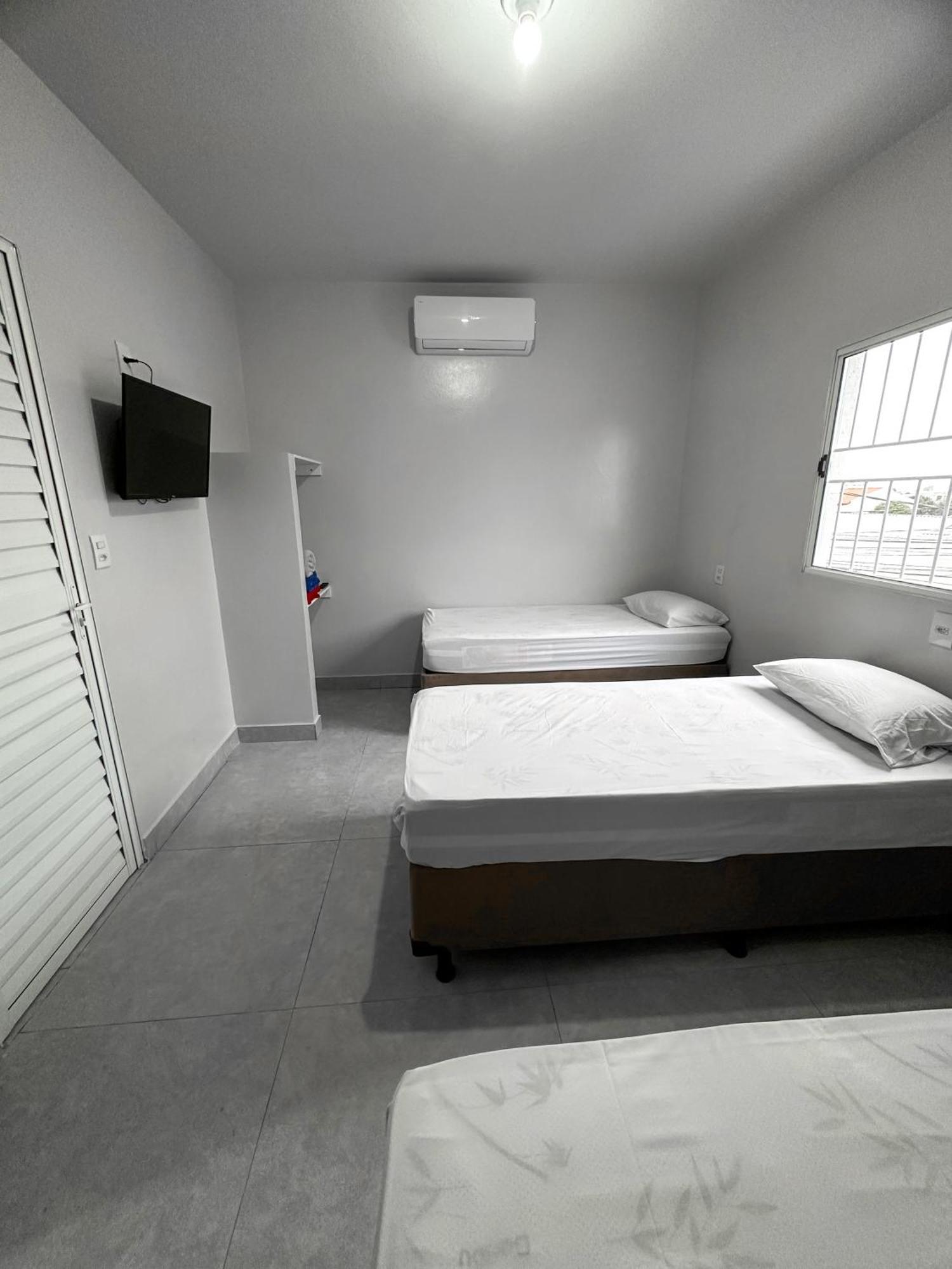 Spot Hotel E Pousada Uberlândia Esterno foto