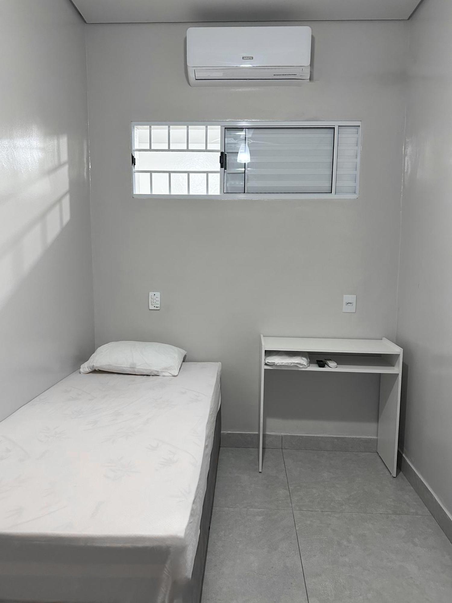 Spot Hotel E Pousada Uberlândia Esterno foto
